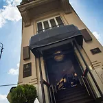 Ht6 Hotel